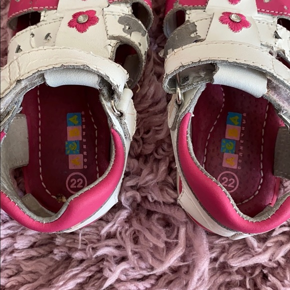 Toddler girl sandals size 6.5 - Picture 5 of 6